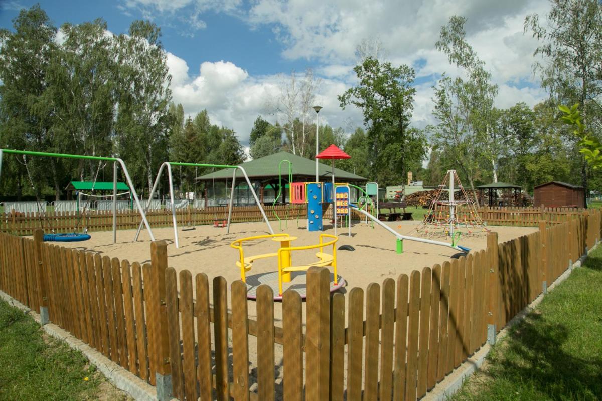 Camping Oaza Blonie Kornik Domki Standard - 3 Pokoje エクステリア 写真