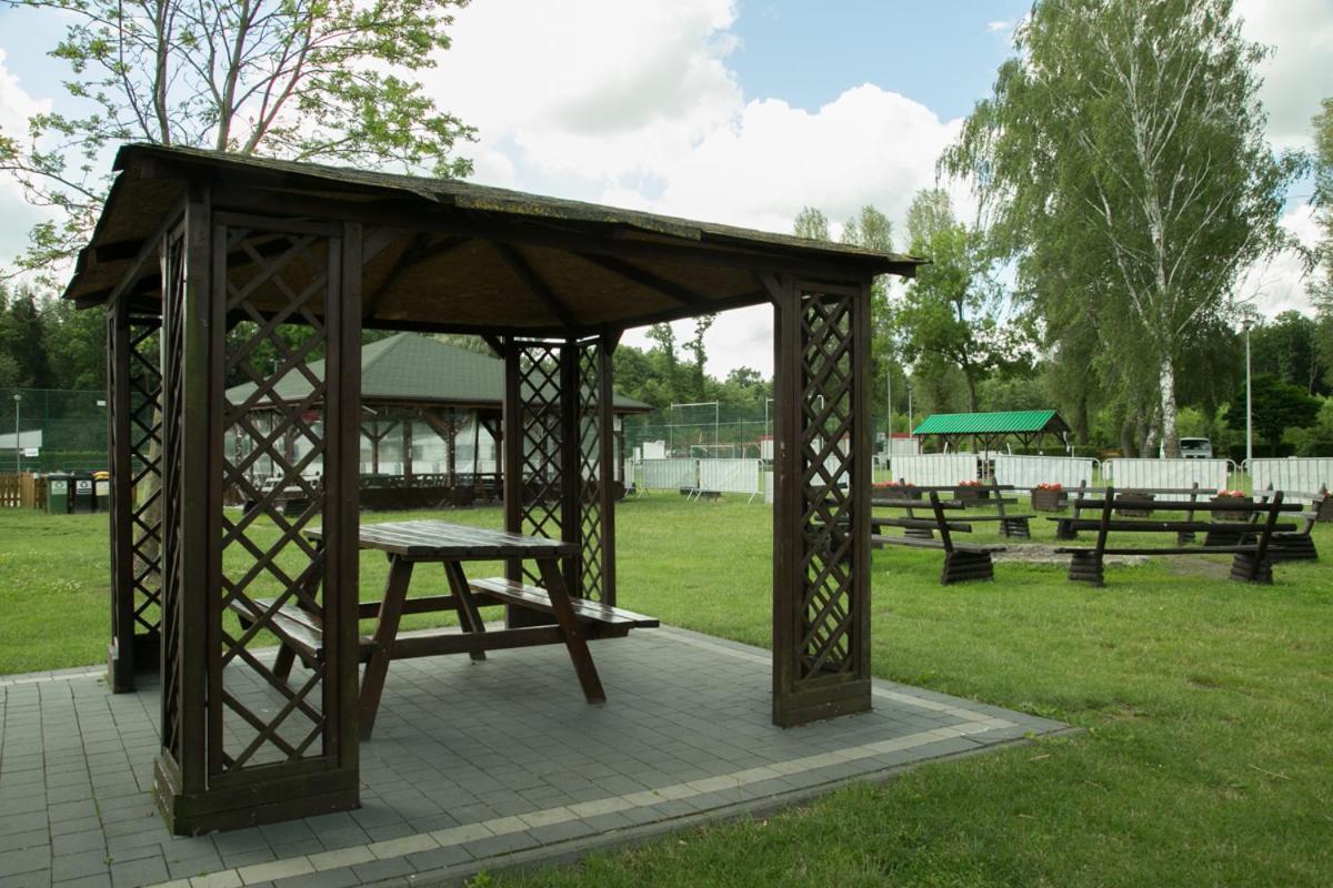 Camping Oaza Blonie Kornik Domki Standard - 3 Pokoje エクステリア 写真